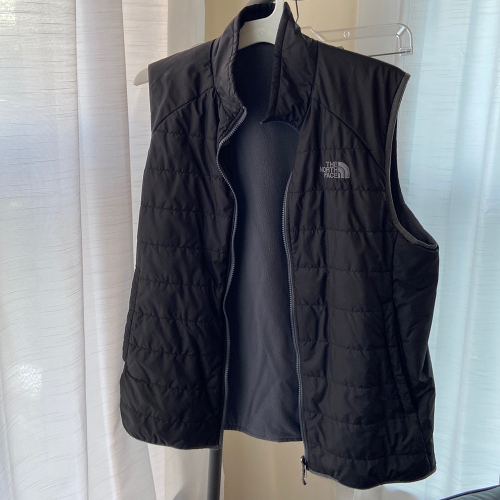 North Face Black Fleece Lined Reversible Vest